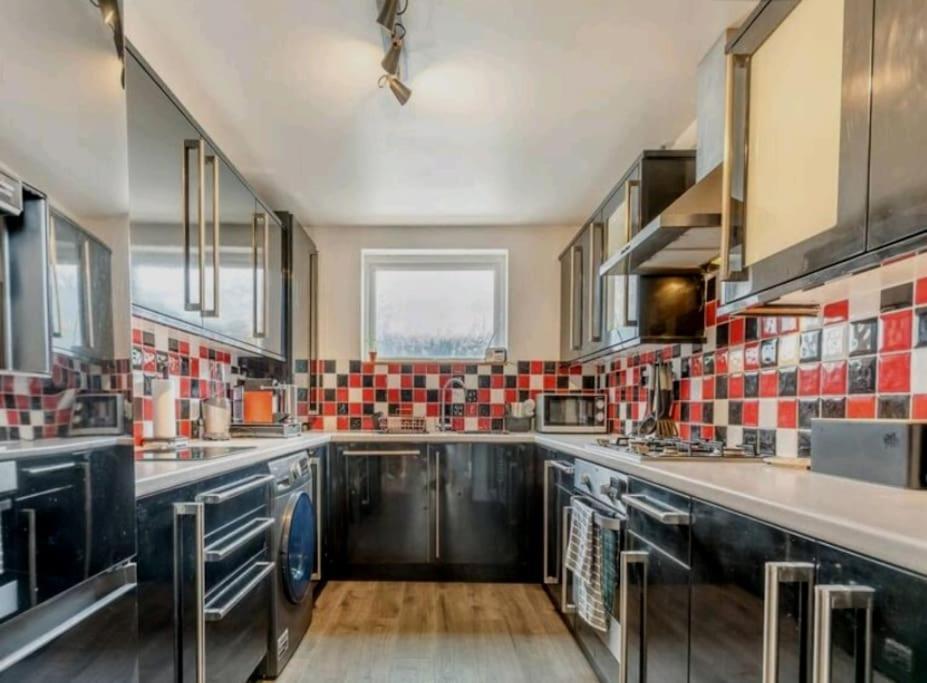 Sea View Luxury 5 Star Cottage Near Milford Marina ミルフォード・ヘブン エクステリア 写真